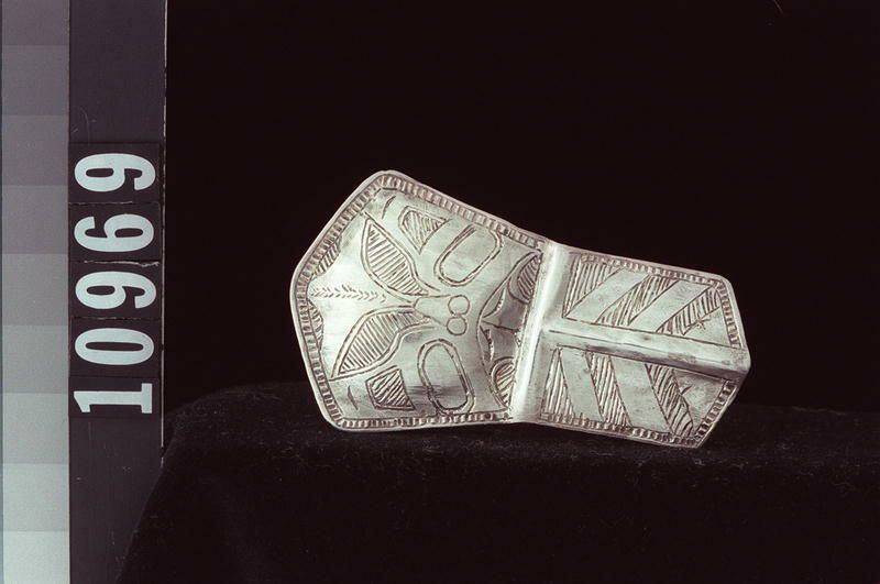 Image representing Brooch.