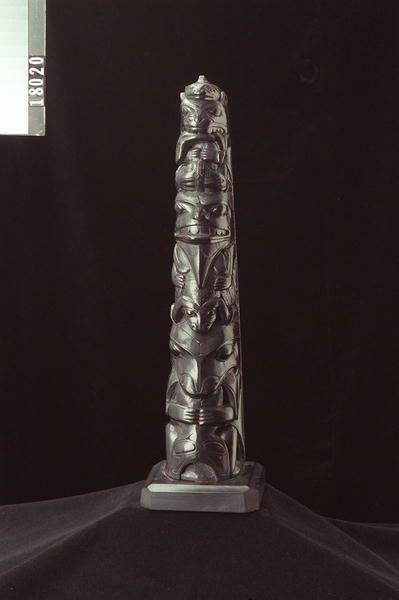 Image representing Pole, argillite.