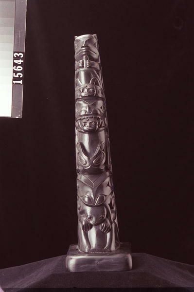 Image representing Pole, argillite.