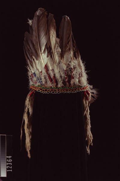 Image representing Headdress.