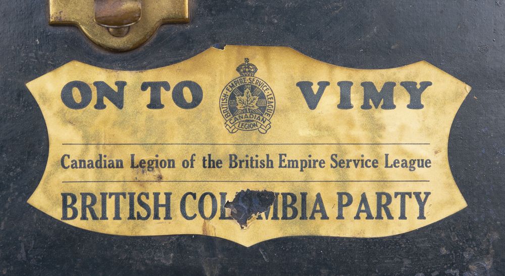 Image representing Trunk, Suitcase.