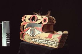 Image representing Headdress.