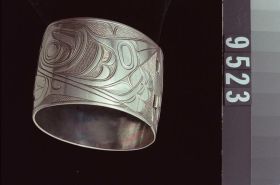 Image representing Bracelet.