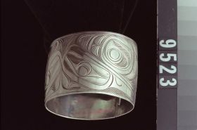 Image representing Bracelet.
