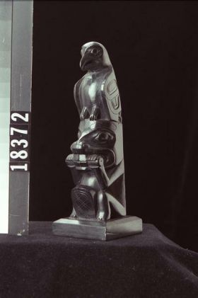 Image representing Pole, argillite.