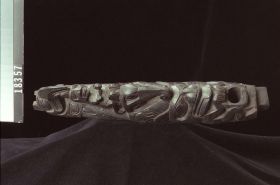 Image representing Pole, argillite.