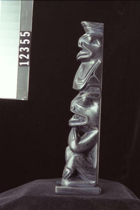 Image representing Pole, argillite.