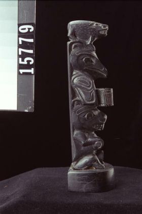 Image representing Pole, argillite.