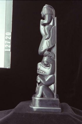 Image representing Pole, argillite.