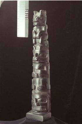 Image représentant Pole, argillite