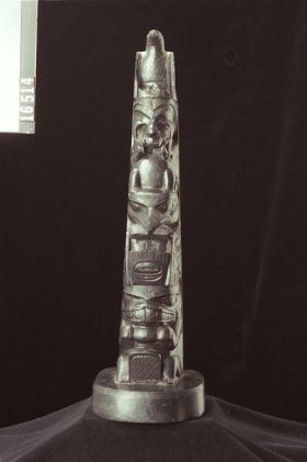 Image representing Pole, argillite.