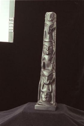 Image representing Pole, argillite.