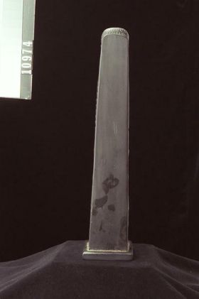 Image representing Pole, argillite.