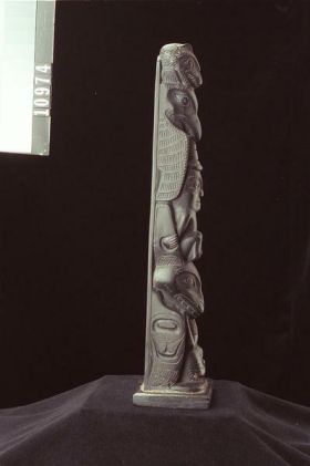 Image representing Pole, argillite.