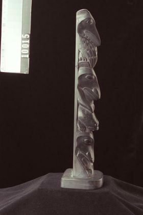 Image representing Pole, argillite.