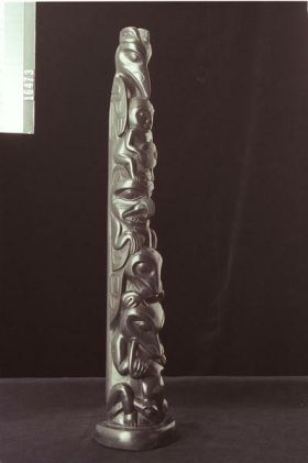 Image representing Pole, argillite.