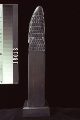 Image representing Pole, argillite.