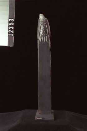 Image representing Pole, argillite.
