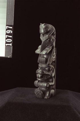 Image representing Pole, argillite.