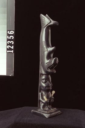 Image representing Pole, argillite.