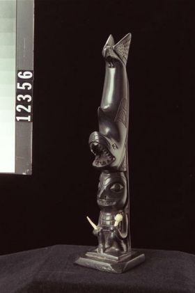Image representing Pole, argillite.