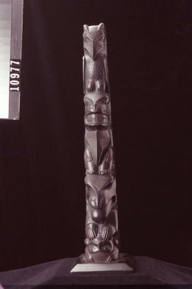 Image representing Pole, argillite.