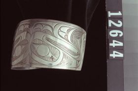 Image representing Bracelet.
