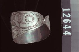 Image representing Bracelet.