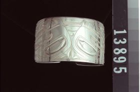 Image representing Bracelet.