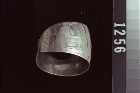 Image representing Bracelet.
