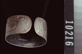 Image representing Bracelet.