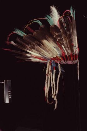 Image representing Headdress.