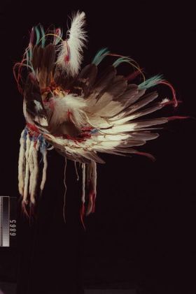Image representing Headdress.