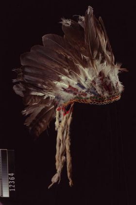 Image representing Headdress.