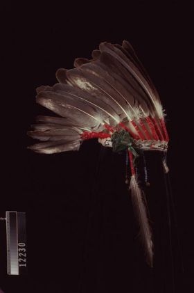 Image representing Headdress.