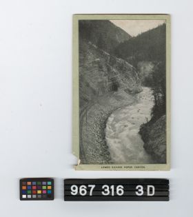 Image representing Advertisement.