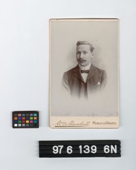 Image representing photographic print.