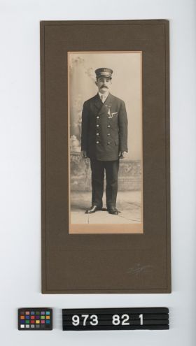 Image representing photographic print.