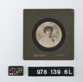 Image representing photographic print.