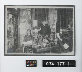 Image representing photographic print.