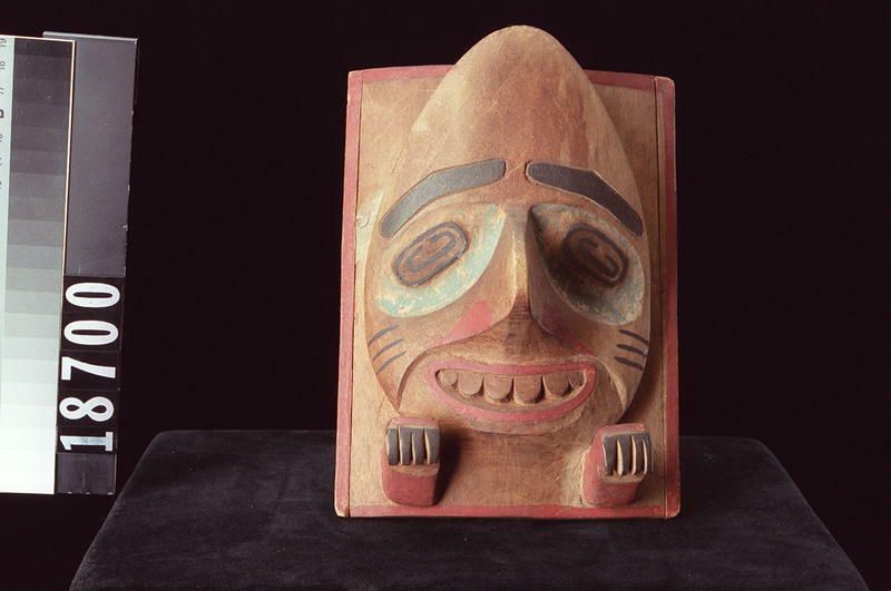 Image representing Frontlet Plaque.