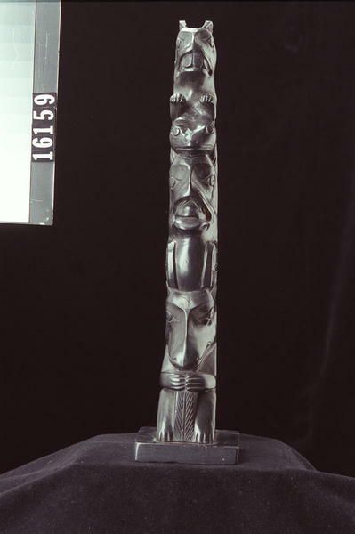 Image representing Pole, argillite.