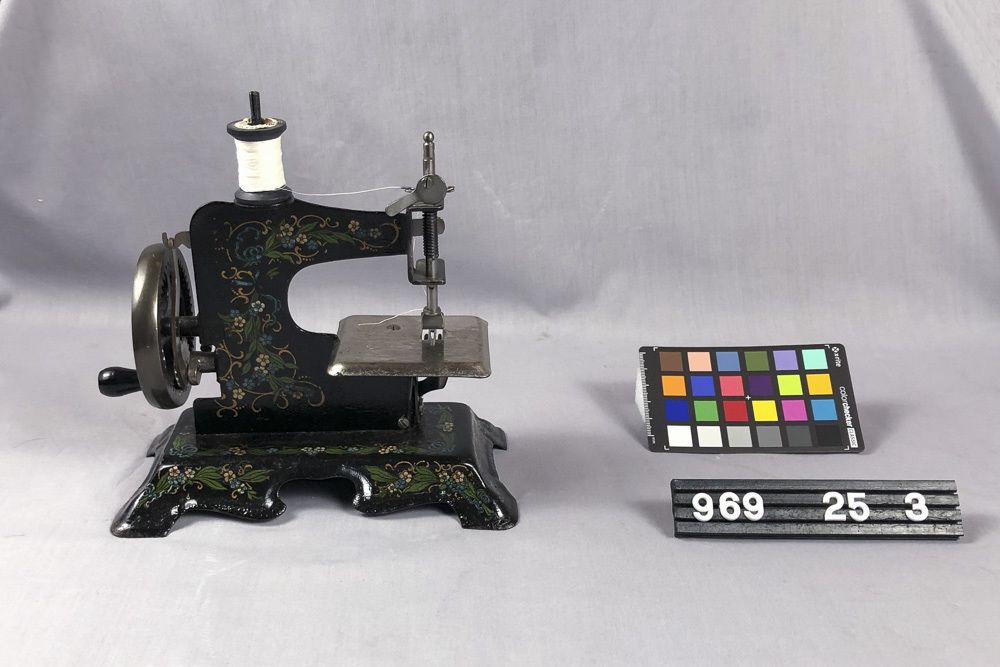 Image representing Machine, Toy Sewing.