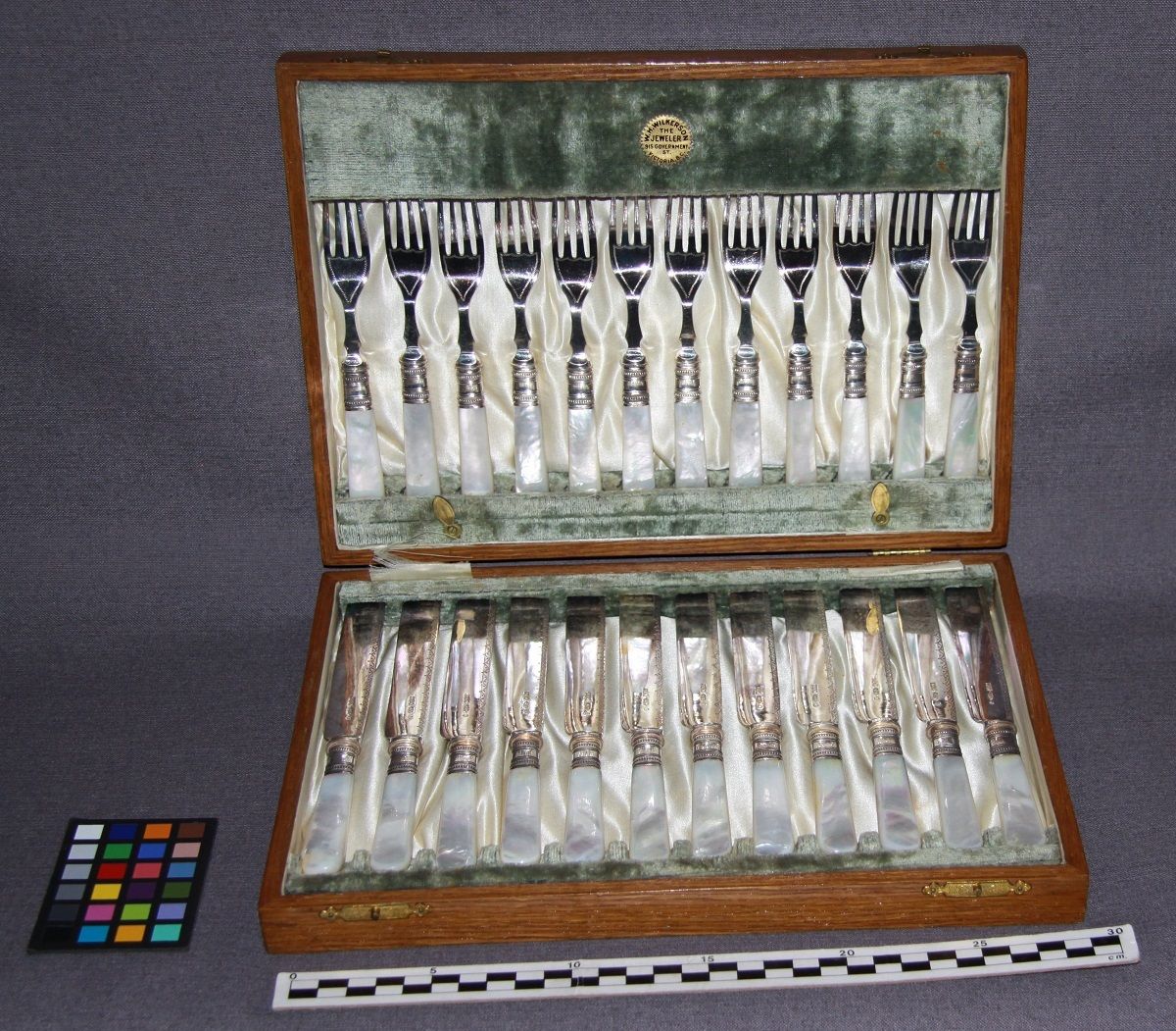 Image representing Case, Flatware.