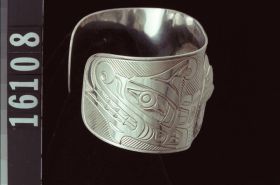 Image representing Bracelet.