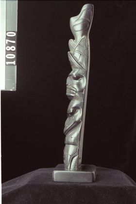 Image representing Pole, argillite.