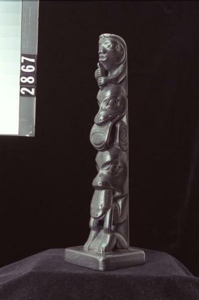 Image representing Pole, argillite.