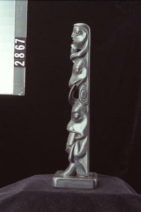 Image representing Pole, argillite.