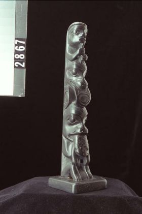 Image representing Pole, argillite.