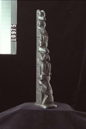 Image representing Pole, argillite.